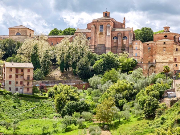 Casa unifamiliare con giardino